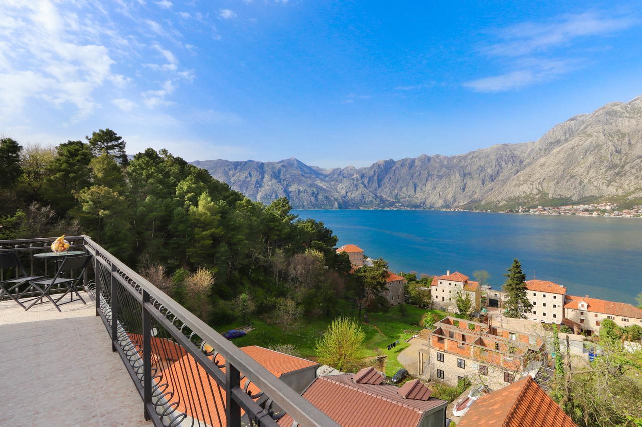 Apartment Mirjana Kotor Luaran gambar