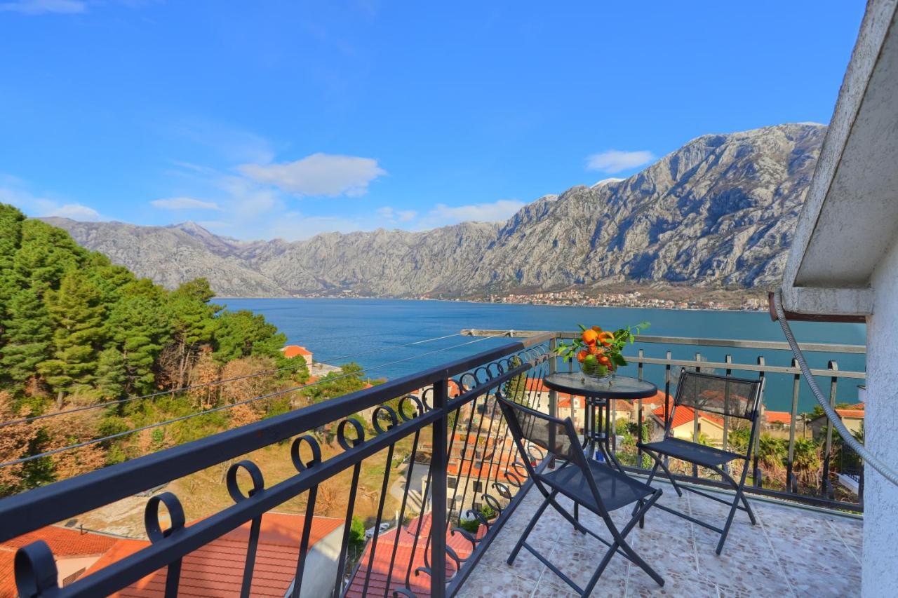 Apartment Mirjana Kotor Luaran gambar